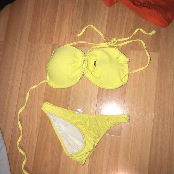 venus yellow swimsuit